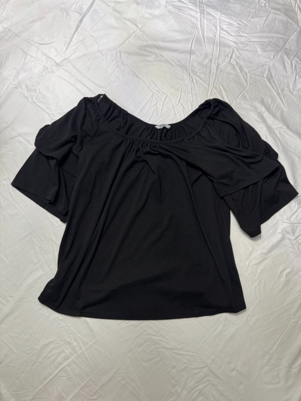 Meaveor Black Off-Shoulder Top Women's Medium